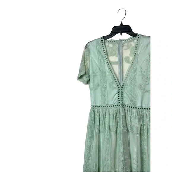 1733. UNBRANDED LACE MAXI LENGTH DRESS SIZE MEDIUM MINT GREEN IN COLOR EMBROIDER - Picture 4 of 10